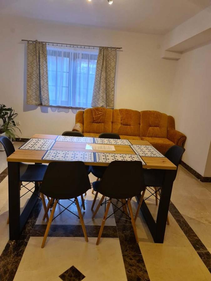 Pod Laskiem Krosnica  المظهر الخارجي الصورة